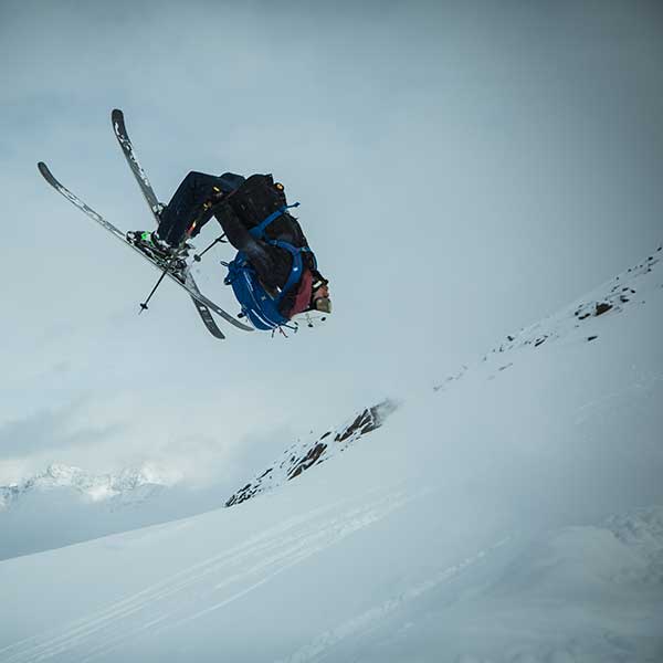 Backflip Skifahrer - Freeriden Obergurgl-Hochgurgl