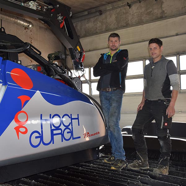 Peter und Florian auf Pistenfahrzeug - Skigebiet Obergurgl-Hochgurgl