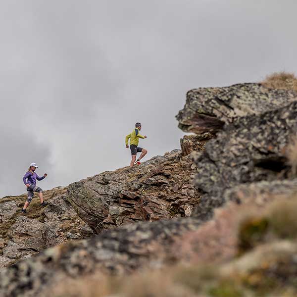 Zwei Trailrunner im Gelände - Gletscher Trailrun Obergurgl-Hochgurgl